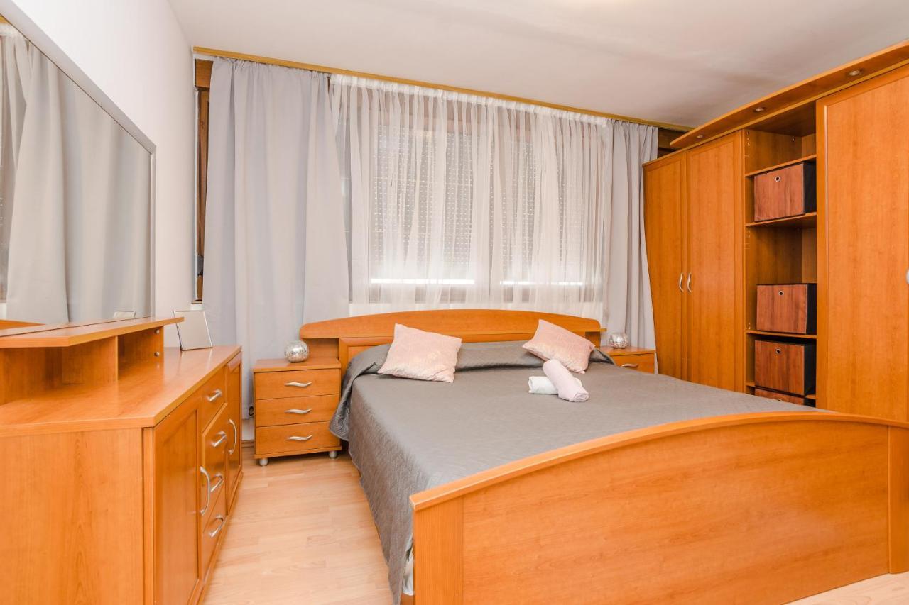 Apartamento Naomi Zadar Exterior foto