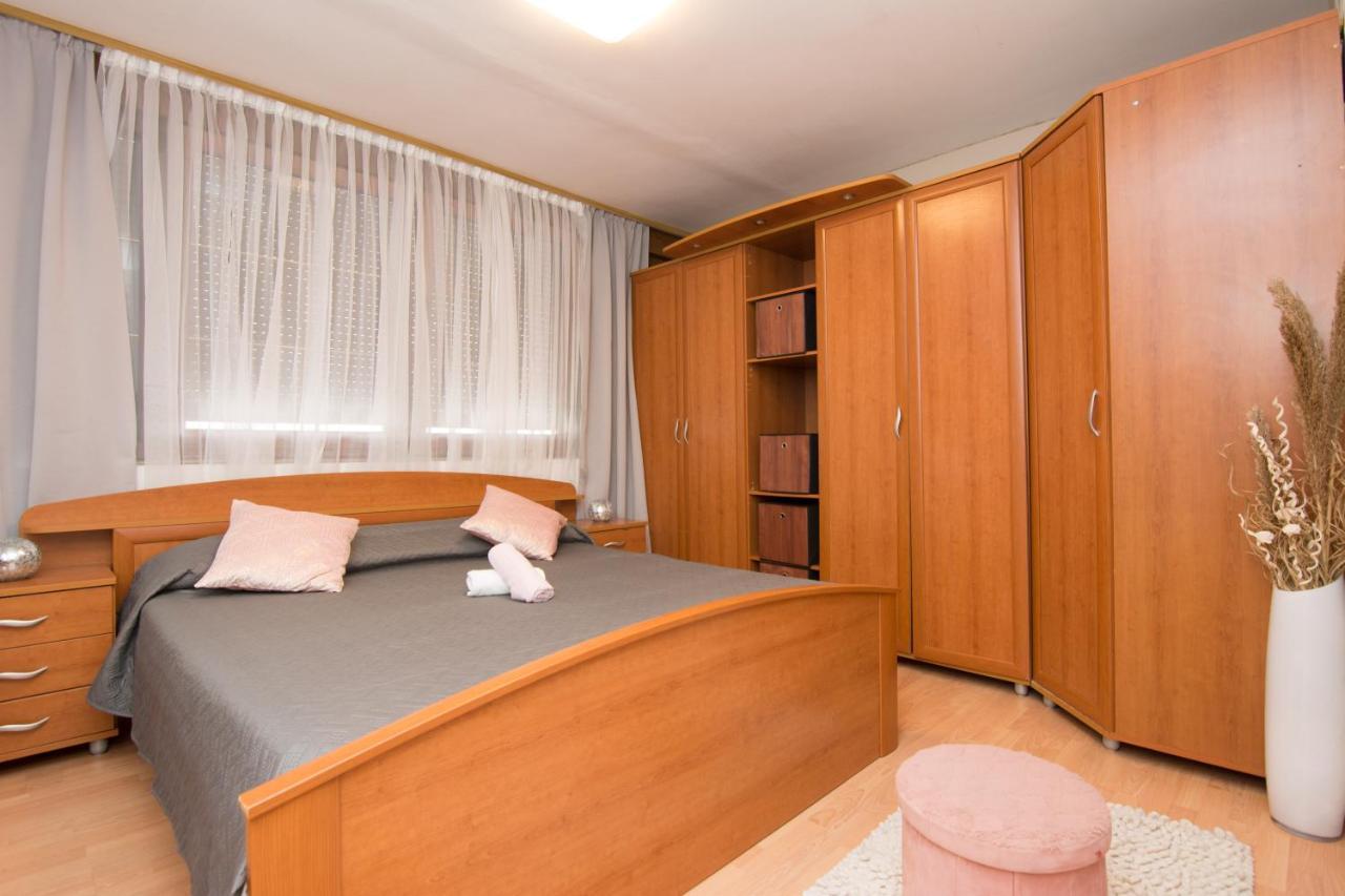 Apartamento Naomi Zadar Exterior foto